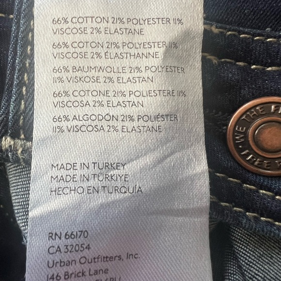 We the Free jeans - Picture 6 of 8